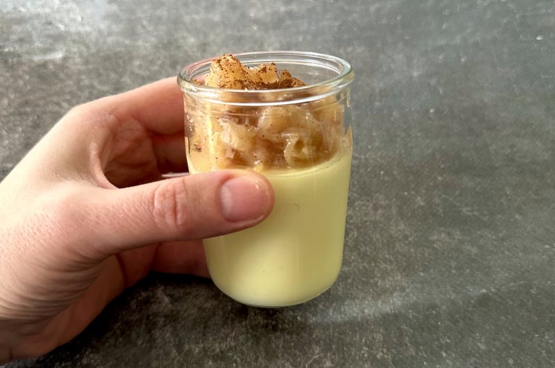 Crème vanille et pommes caramélisées